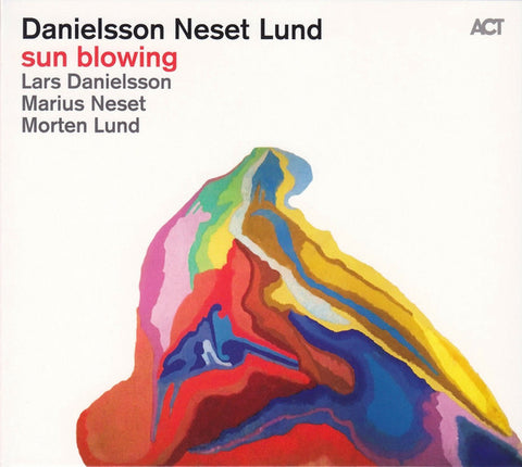 Lars Danielsson, Marius Neset, Morten Lund - Sun Blowing