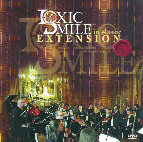 Toxic Smile - In Classic - Extension Dvd