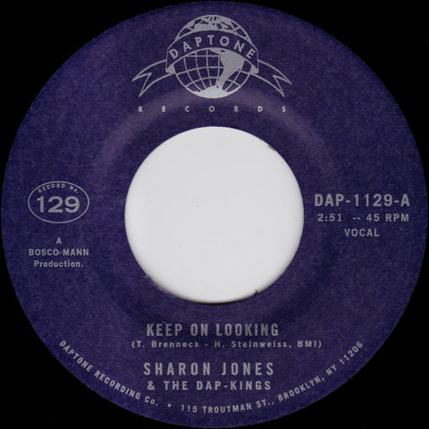 Sharon Jones & The Dap-Kings, The Dap-Kings - Keep On Looking