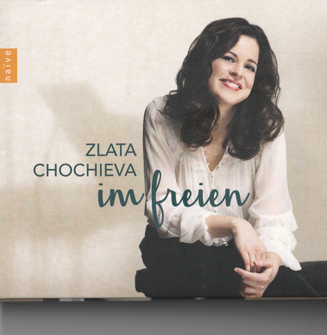 Zlata Chochieva - Im Freien