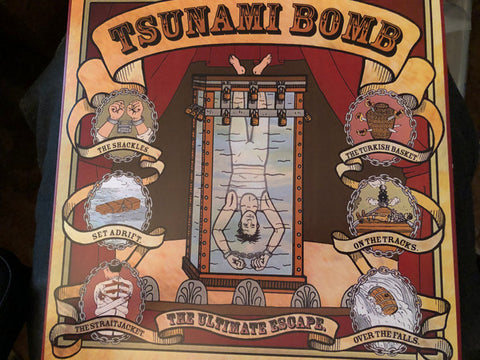Tsunami Bomb - The Ultimate Escape